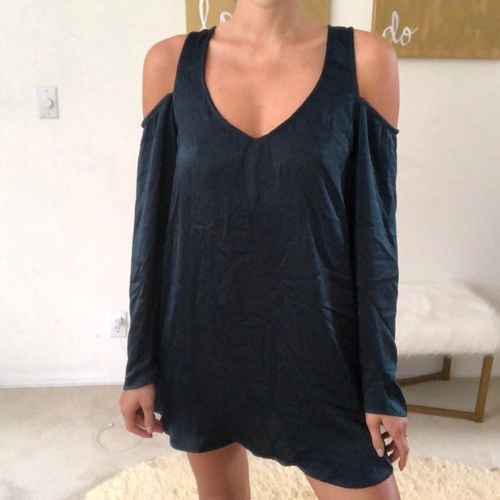 Show me your mumu shoulder tunic